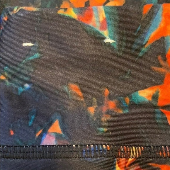 Joy Lab Women’s Black Yoga Workout Running Leggings Multi Colored Print SMALL - Picture 6 of 9